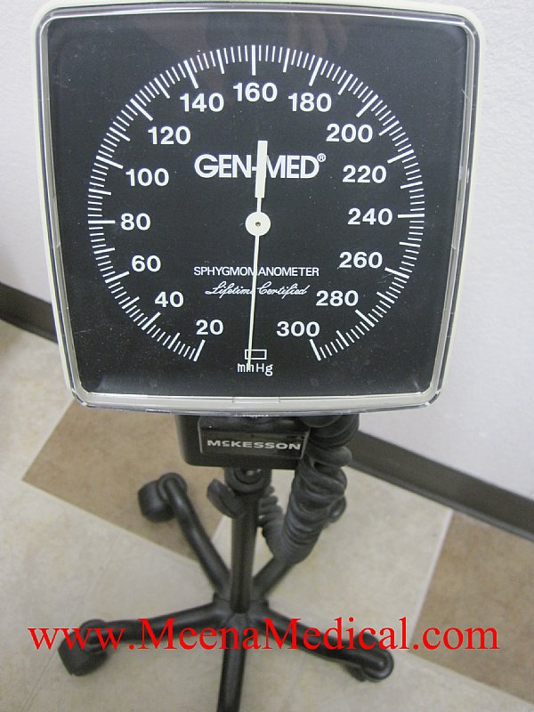 McKesson GenMed Sphygmomanometer w/Cart Preowned in Excellent Condition
