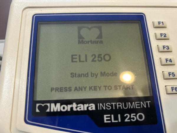 高級素材使用ブランド Mortara ELI-250 その他